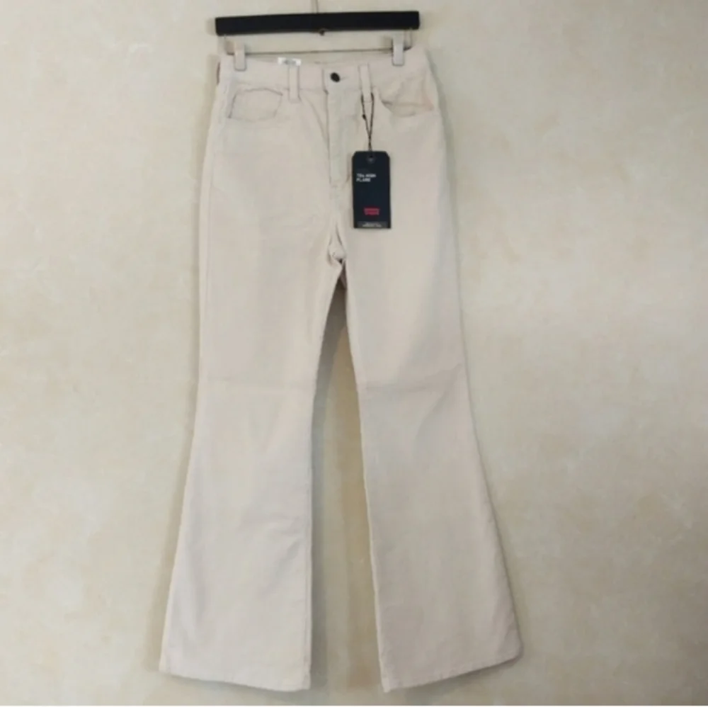 Levi's Ribcage High Rise Bootcut Jeans - Picture 4 of 11